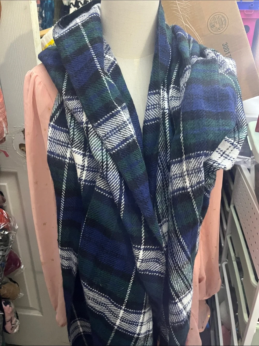 Warm cozy flannel wool like large size scarf wrap fringed plaid green blues S225